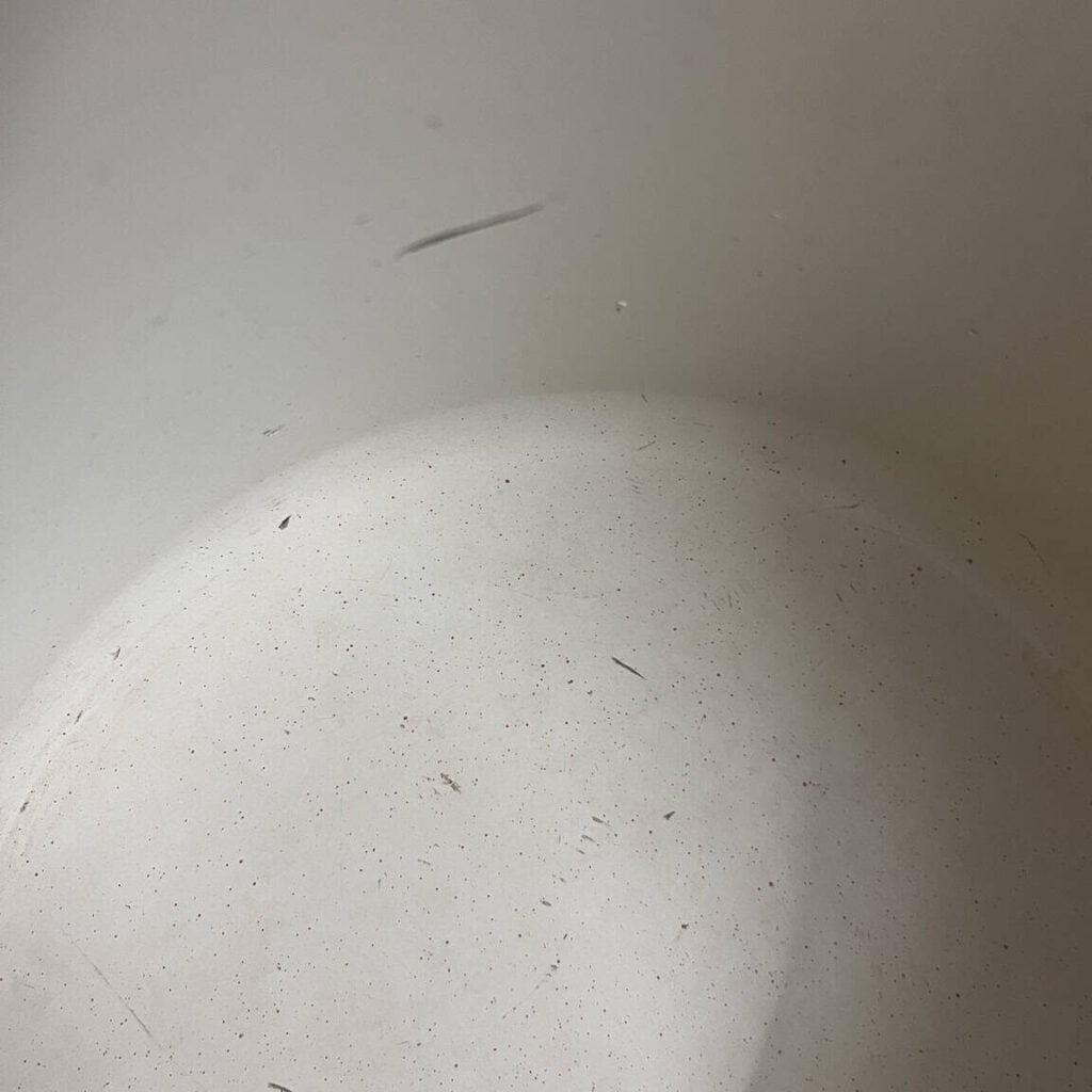 不粘电饭煲内胆划痕真实使用痕迹特写